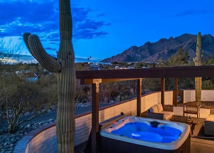 Mid Century With Hot Tub & Pool Table * Tucson