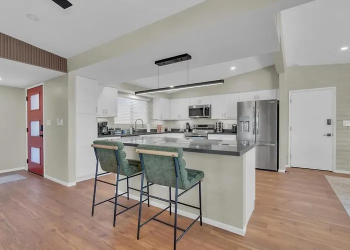 Mid Century With Hot Tub & Pool Table *