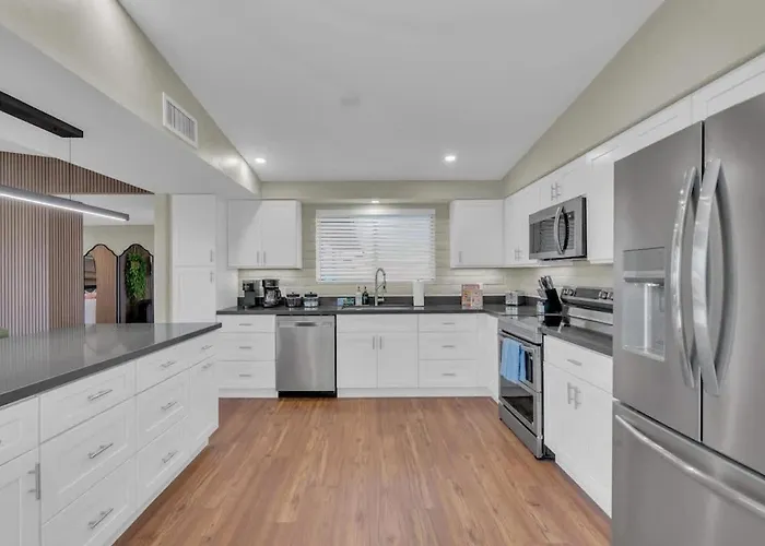 Mid Century With Hot Tub & Pool Table *